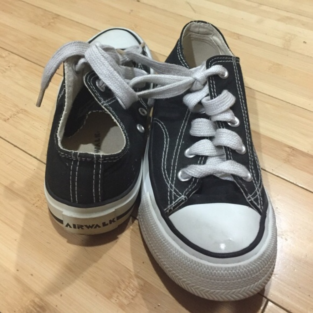 Black Airwalk Sneakers